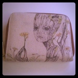 🌟SALE🌟 Loungefly Marvel Groot wallet